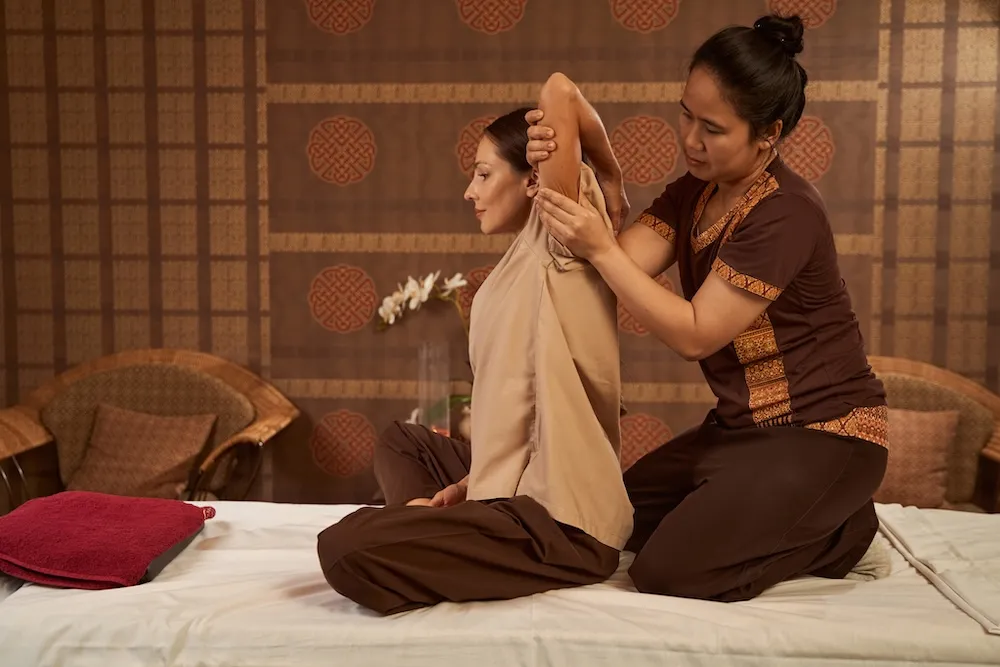 Traditional Thai Massage (No Oil) Traditional Thai Massage (No Oil)